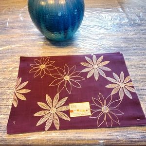 SOLD ! NEW Placemats Purple with Embroidered Flowers NWT